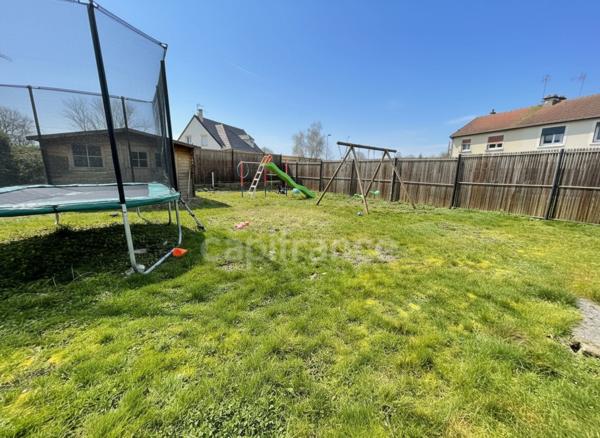 Maison 3 chambres, rénovée avec jardin.