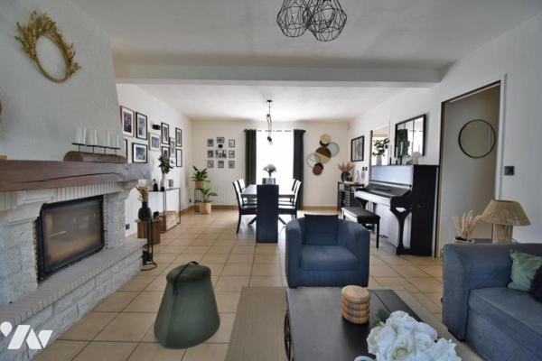 Maison familiale rénovée – 4-5 chambres, bureau et vie de plain-pied