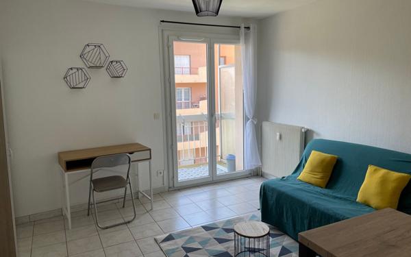 Appartement à louer    1 pièce •  Castres