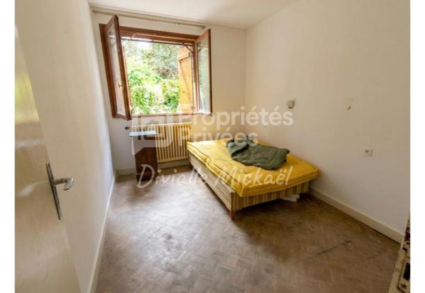 Villa d'Architecte 6 pièce(s) 140 m2