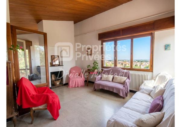 Villa d'Architecte 6 pièce(s) 140 m2