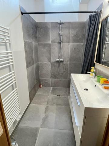 Location / Appartement T4