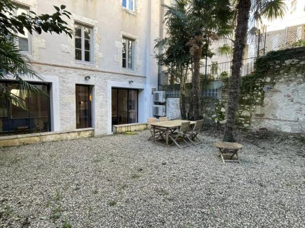 Location / Appartement T4