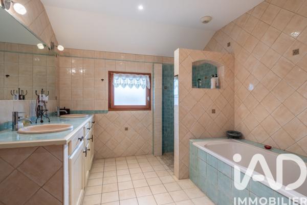 Maison à vendre 5 pièces 175 m² Jarrie