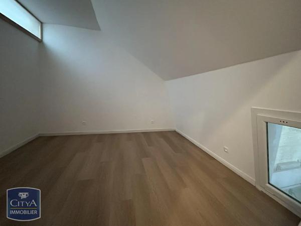 Appartement à louer 3 pièces 82m² Roubaix (59100)
