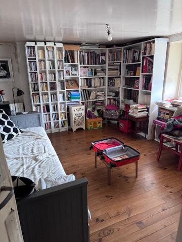 RARE – Maison de ville à fort potentiel en plein cœur de Laval (quartier Ave)