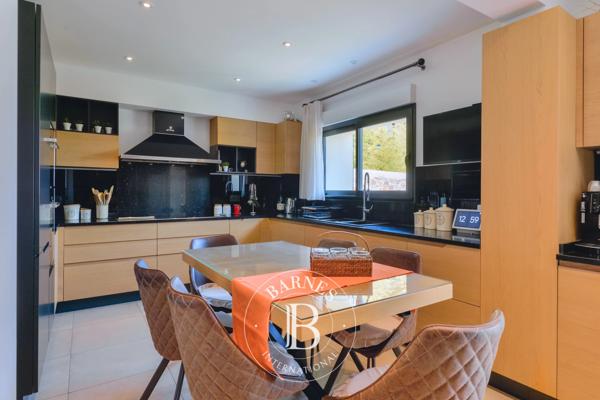 Vernaison, Maison 3 Chambres -  190 m² à vendre