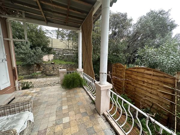 Toulon (83200) Villa plain pied avec garage et studio indépendant