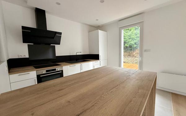 Maison à vendre    6 pièces •  Landerneau