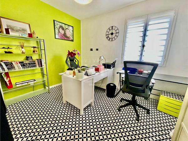 MAISON DE PLAIN PIED - 3 CHAMBRES - 103M²  - DOUBLE GARAGE - 1600M² JARDIN - LA RINCAIS