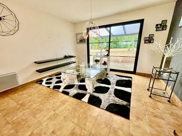 MAISON DE PLAIN PIED - 3 CHAMBRES - 103M²  - DOUBLE GARAGE - 1600M² JARDIN - LA RINCAIS