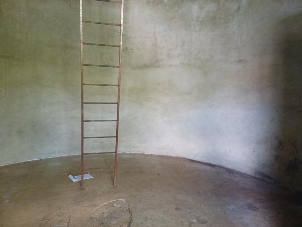 Maison à vendre 1 pièces SAINT PRIEST BRAMEFANT (63) ANCIEN CHATEAU D EAU