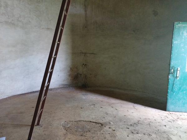 Maison à vendre 1 pièces SAINT PRIEST BRAMEFANT (63) ANCIEN CHATEAU D EAU