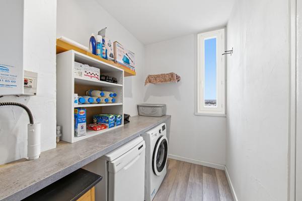 A découvrir en exclusivité: appartement de 89,6 m², composé de 3 chambres, avec balcon , ascenseur, buanderie et nombreux rangements