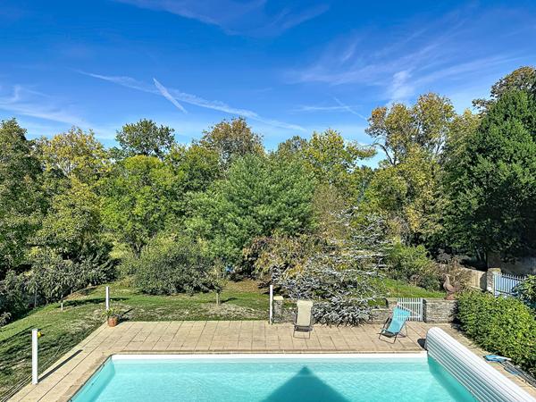 Maison Les Garennes Sur Loire 6 pièce(s) 144 m2