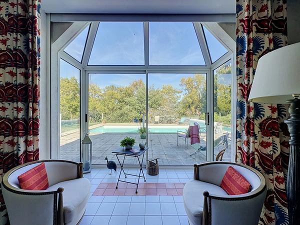Maison Les Garennes Sur Loire 6 pièce(s) 144 m2
