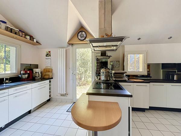 Maison Les Garennes Sur Loire 6 pièce(s) 144 m2