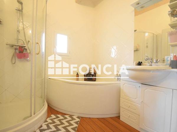 À vendre Maison 6 pièces 121.4 m² - Saint-xandre 17138