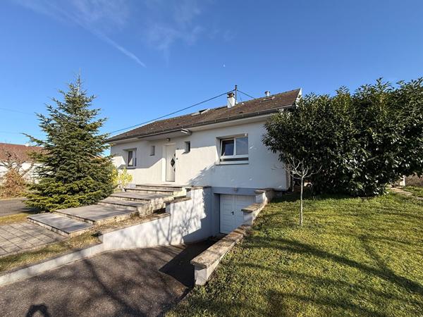 MAISON PLAIN-PIED AVEC SUPERBE JARDIN SUR CERNAY