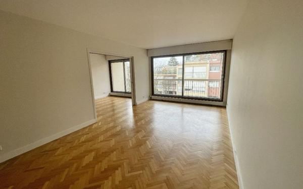 Appartement à louer    3 pièces • 69,60 m2 Versailles