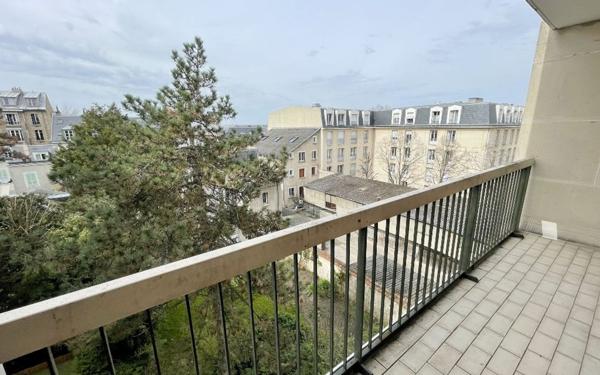 Appartement à louer    3 pièces • 69,60 m2 Versailles