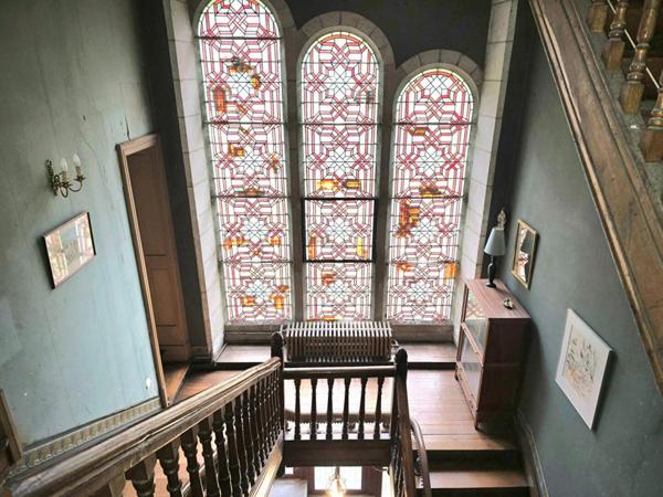 Demeure de prestige de 417m2, sur un terrain de 6ha 23a 18ca, piscine, dépendance et un logement  type 4