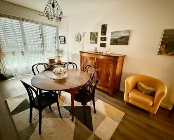 ANGOULEMEN - LES ESSARTS APPARTEMENT 79 M2