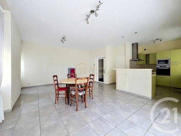 Maison à vendre  6 pièces - 170,84 m 2   DOL DE BRETAGNE  - 35