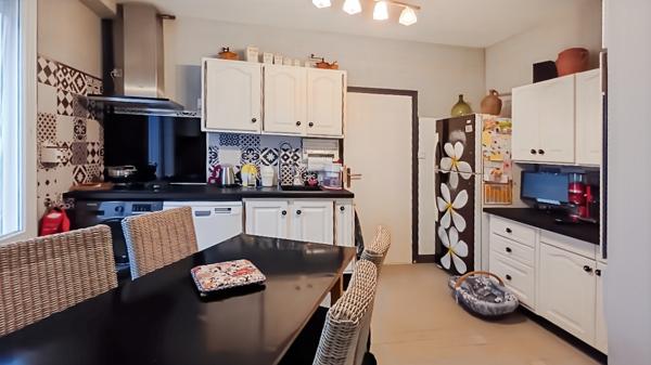 Immeuble Limoges 12 pièce(s) 285 m2