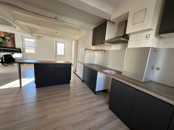 IMMEUBLE de rapport à Malijai entre Digne les bains et Manosque proche A51