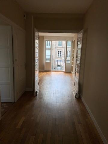 Appartement
                                                                                                                                                                                                                                                                                                                        2 pièce(s)                                                                                                                                                                                                          1 chambre(s)                                                                                                                                                                                                          71.09  m²