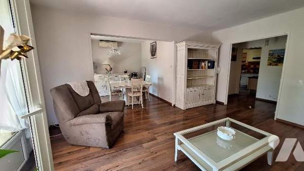 Appartement T5 climatisé ascenseur et GARAGE