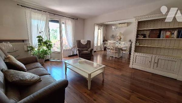 Appartement T5 climatisé ascenseur et GARAGE