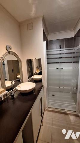 Appartement T5 climatisé ascenseur et GARAGE