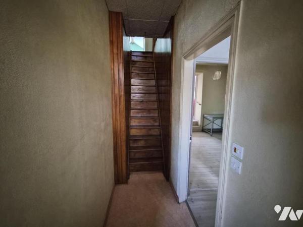 MAISON T5 DUPLEX AVEC GARAGE ET JARDIN