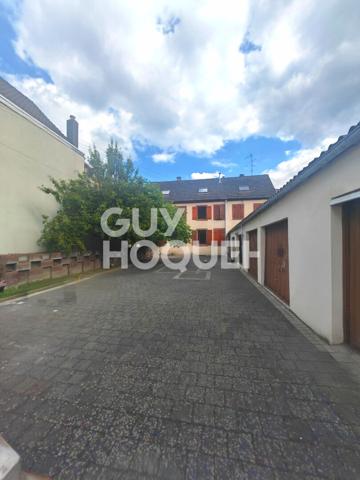 EXCLUSIVITÉ Immeuble mixte avec logements, bureaux et garages 233 m² sur 511 m² de terrain