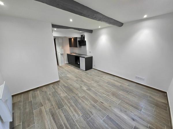 Appartement à louer    1 pièce • 23,02 m2 Grasse