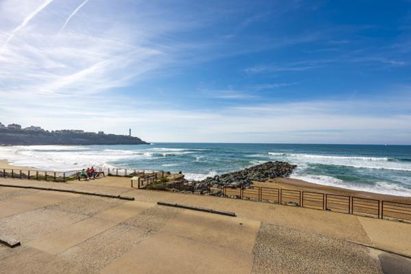 Anglet (64600) LA VOILE BLANCHE