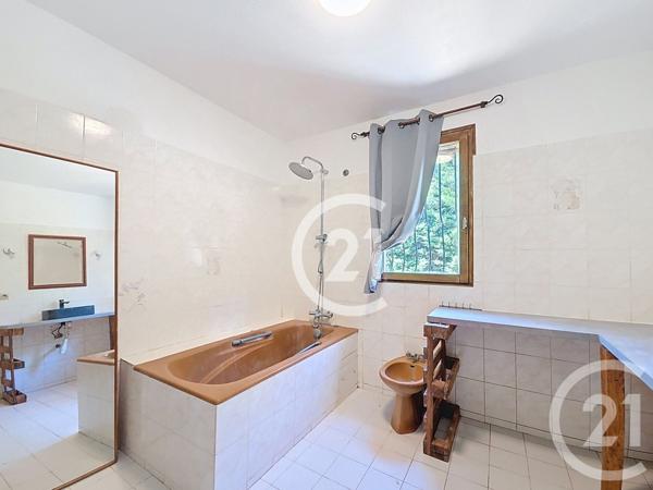 Maison à vendre  6 pièces - 134,10 m2 MAS THIBERT - 13