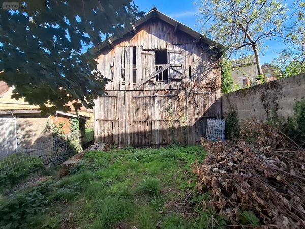 Maison de ville à vendre à Salignac-Eyvigues en Dordogne (24590), ref : 18113/7