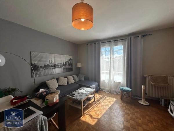 Appartement à louer 3 pièces 78.56m² Bourg-en-Bresse (01000)