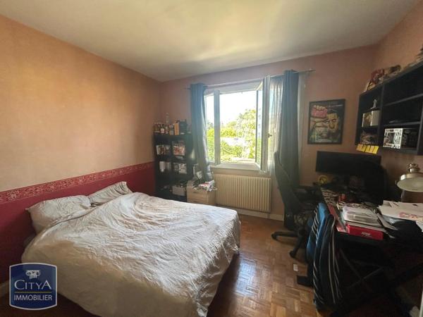 Appartement à louer 3 pièces 78.56m² Bourg-en-Bresse (01000)