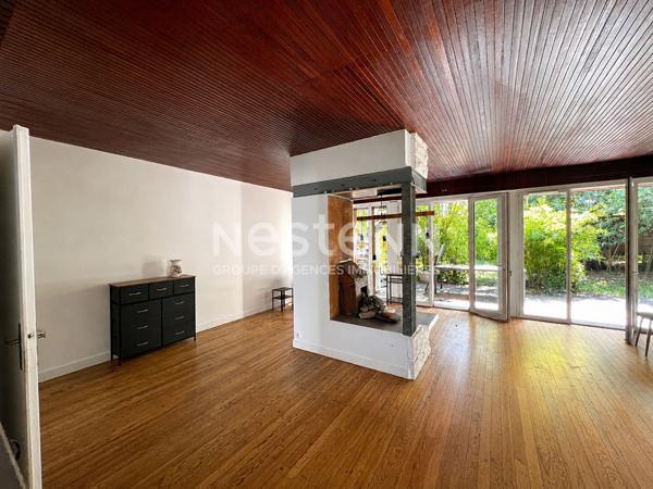 MAISON FAMILIALE DE CARACTÈRE  180 M² HABITABLES  JARDIN  STUDIO INDÉPENDANT  DÉPENDANCE-FORT POTENTIEL