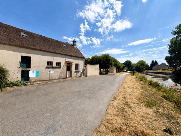 Vente / Maison de plain-pied à Nemours (77140)