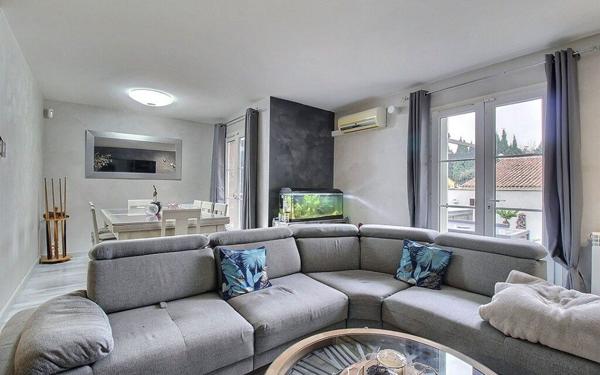 Maison à vendre    4 pièces •  Carpentras