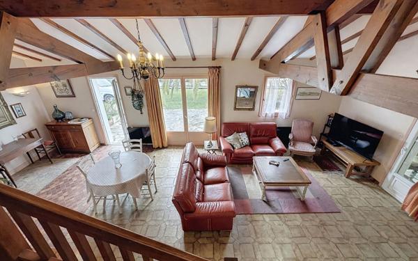 Maison à vendre    9 pièces • 218,49 m2 Ustaritz