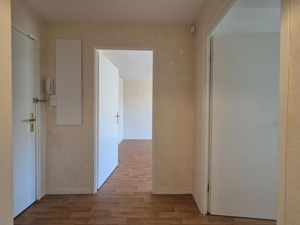 Appartement T2 - Terrasse de 26 m² - Parking