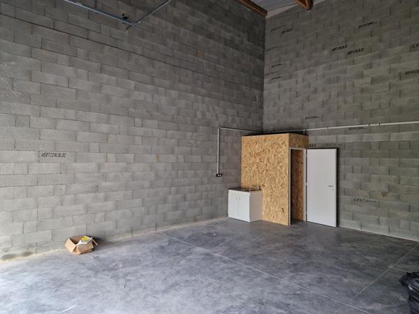 Entrepôt / local industriel