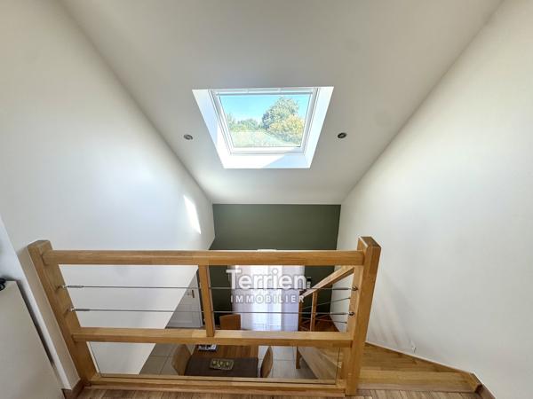 Maison traditionnelle récente avec vue dégagée Chalonnes-sur-Loire (49290)