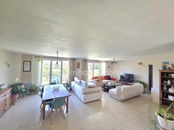 Maison de plain-pied à vendre en exclusivité  3 chambres + suite parentale, garage et jardin à BANTHEVILLE (55110)